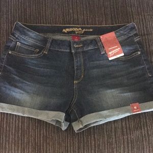 NWT Arizona jean shorts size 11